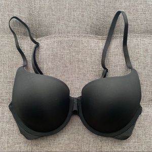 Victoria Secret - The T-Shirt Perfect Shape Bra